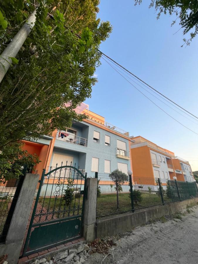 Emma'S Apartments Tirana Exteriör bild